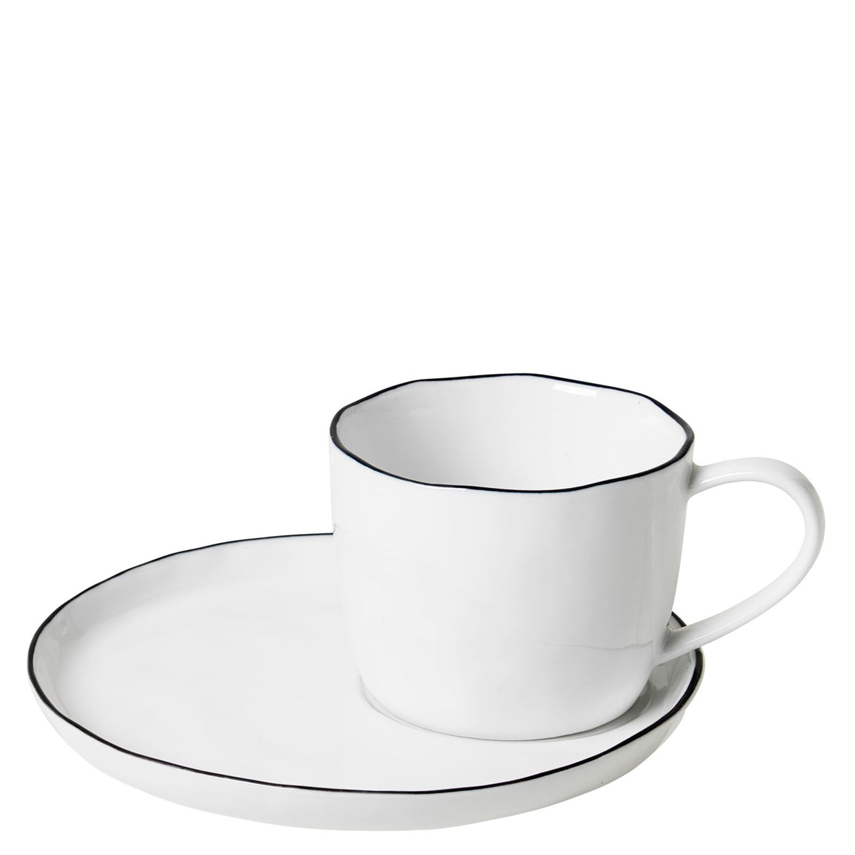 Broste Copenhagen Tasse Mit Untertasse Salt white w/black rim