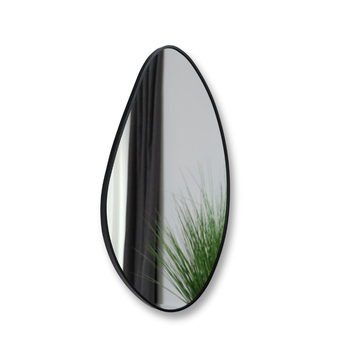 Asymmetrischer Spiegel 46x82 schwarz Alurahmen Schminkspiegel